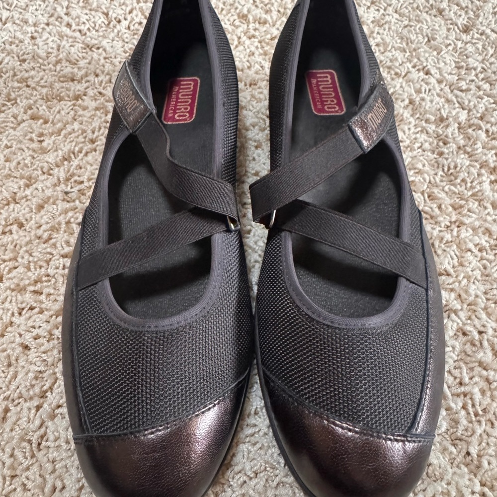 Munro Brown Metallic-Toe Cross-Strap Mary Janes